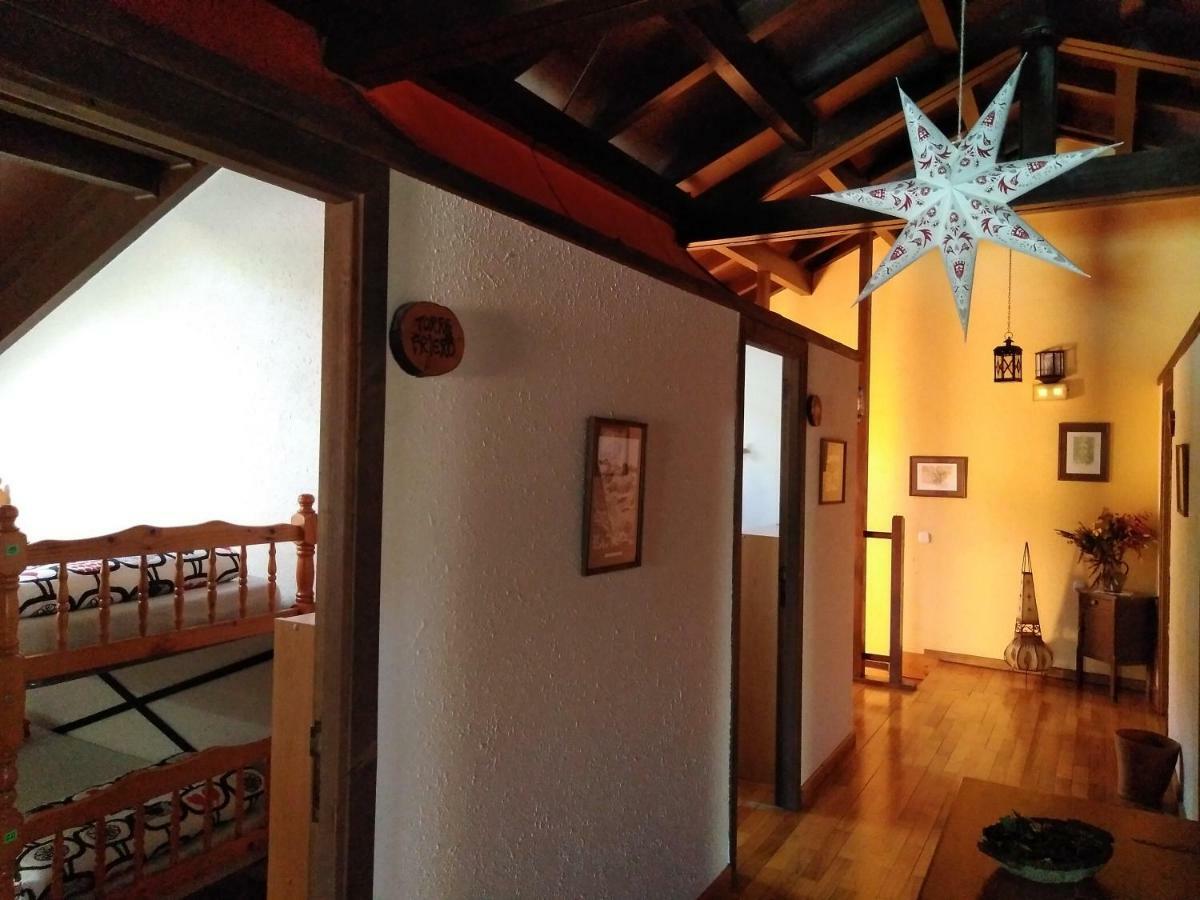 Hostel Refugio La Ardilla Real Posada De Valdeon Exterior foto
